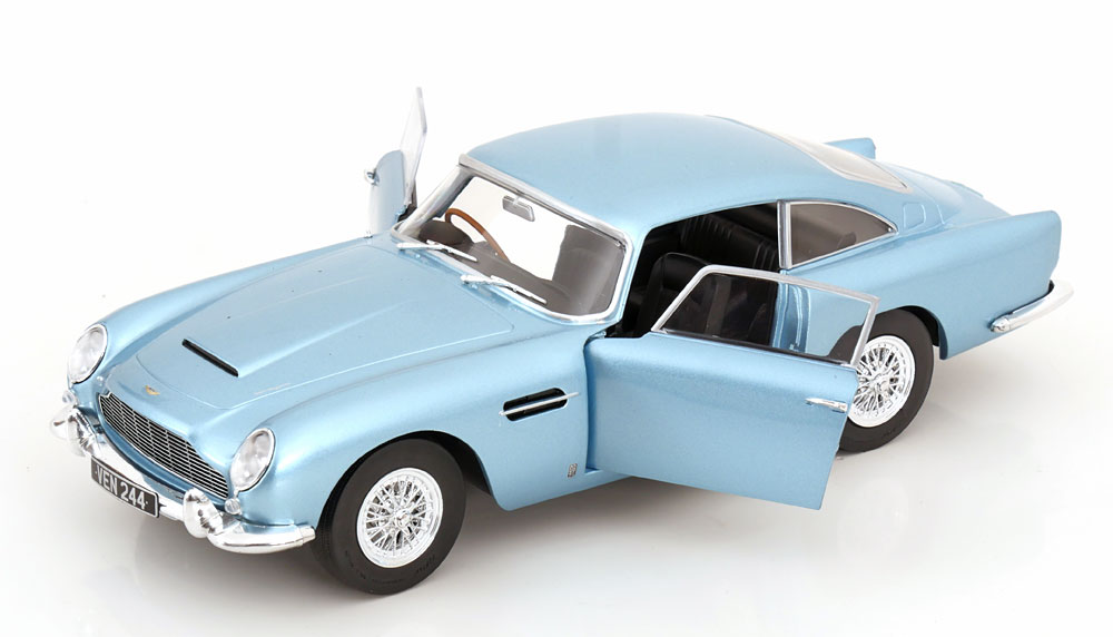 Aston Martin DB5 1964 Light Blue Metallic 1-18 Solido