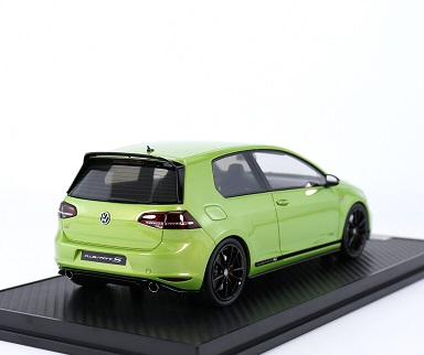 Volkswagen Golf MK VII GTI Clubsport 2017 Viper Green 1-18 DNA-Collectibles Limited 150 Pieces (Special Production)