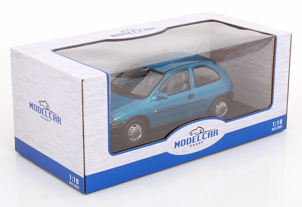 Opel Corsa B 1993-2000 Turquoise 1-18 MCG Models - Schuiten