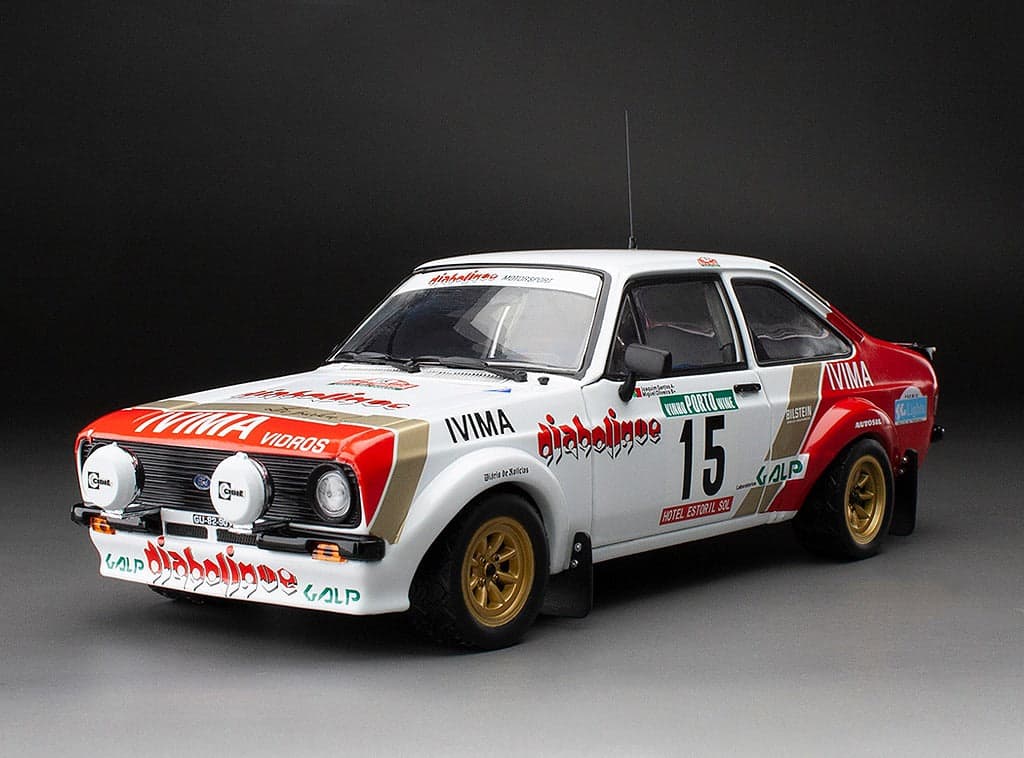 Ford Escort MK III RS Turbo 1985 Miniature MCG – échelle 1/18, Métal Blanc